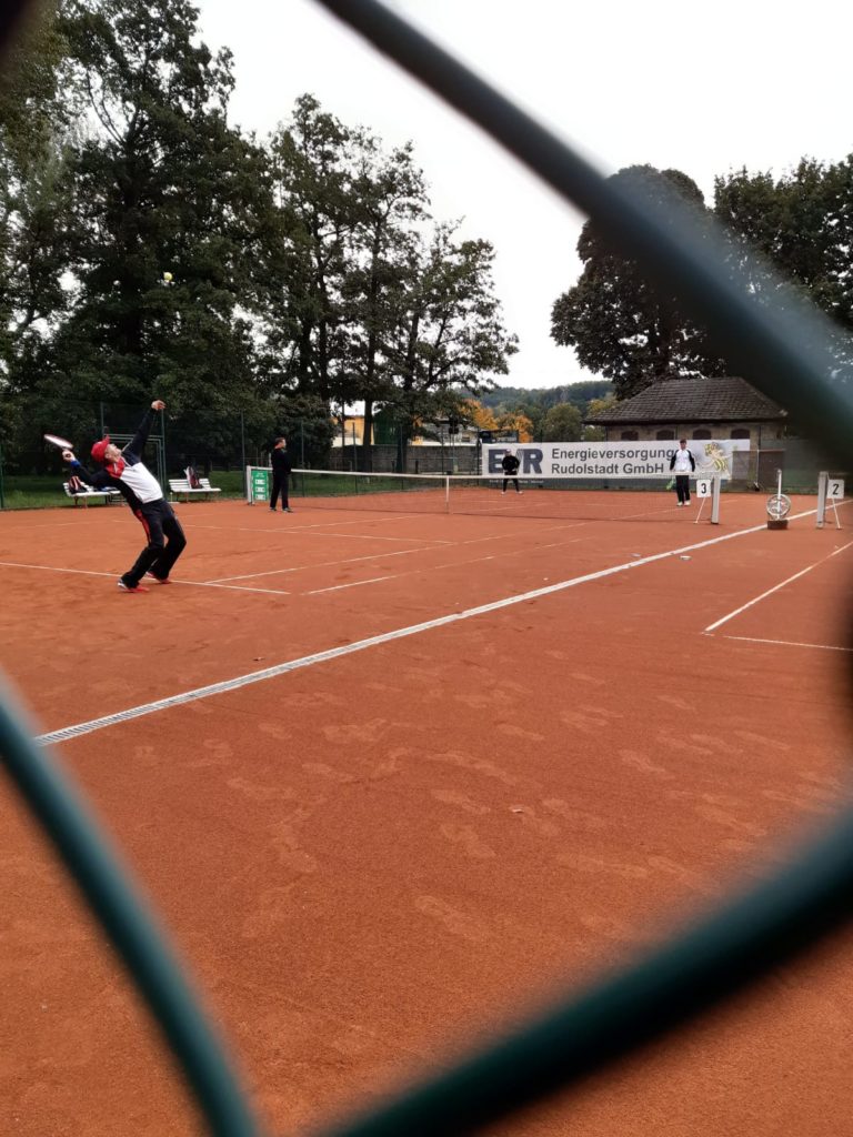 Blick auf Platz 3 des TC Rot-Weiß Rudolstadt